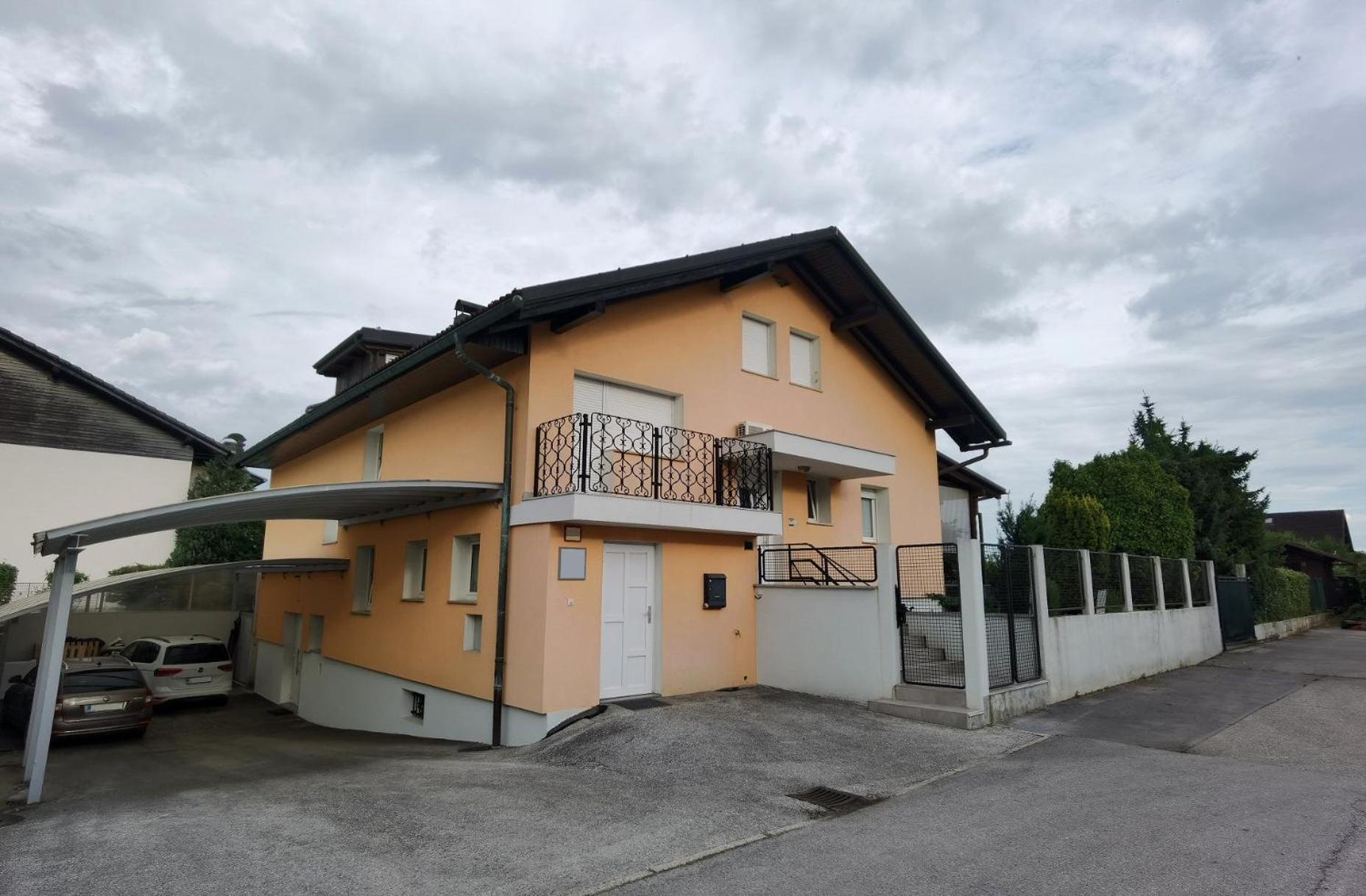 Apartment Comfortable For Long-term